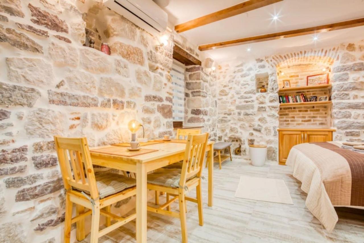 Kotor Bagus - Cozy Boutique Old Town Studio With Seaview Terrace Exterior photo